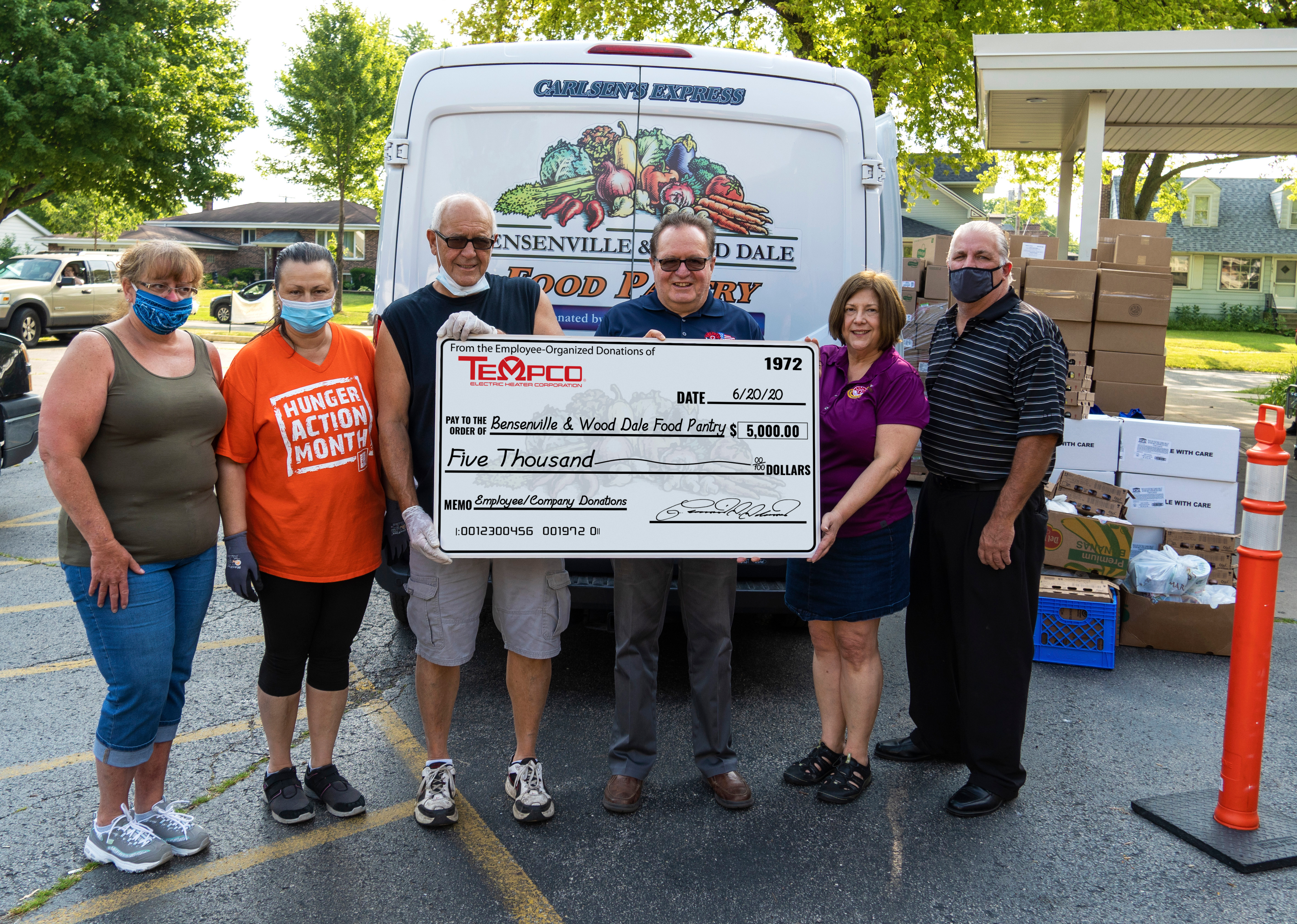 Tempco presents a donation