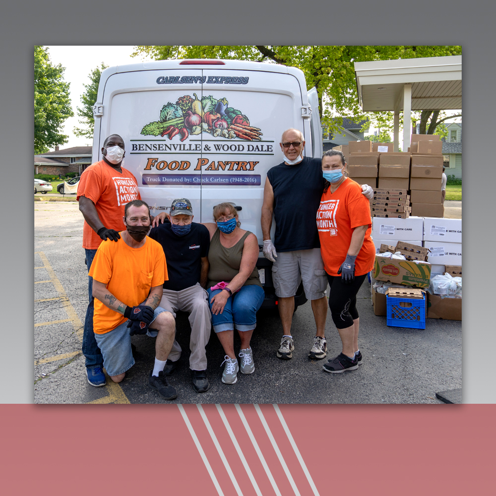 group of volunteers at the Bensonville and Wood Dale, IL Food Pantry